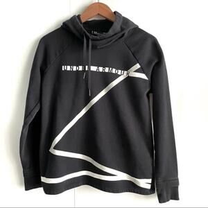 Under Armour black hoodie with zig zag design